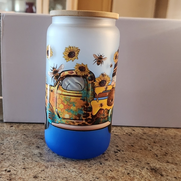 Sunflower  Gnome  Bee Mug - Picture 2 of 3